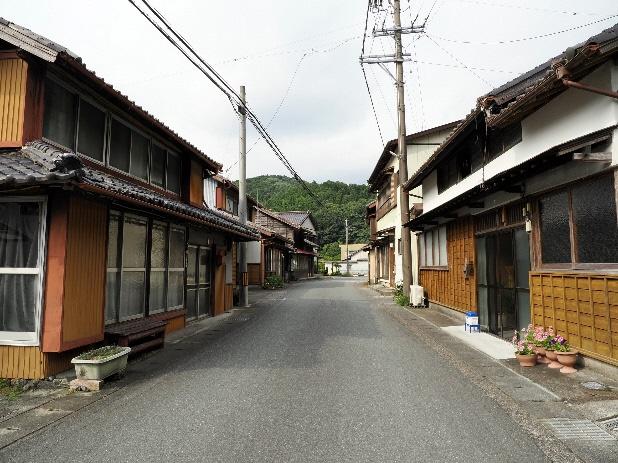 三倉のまちなみ