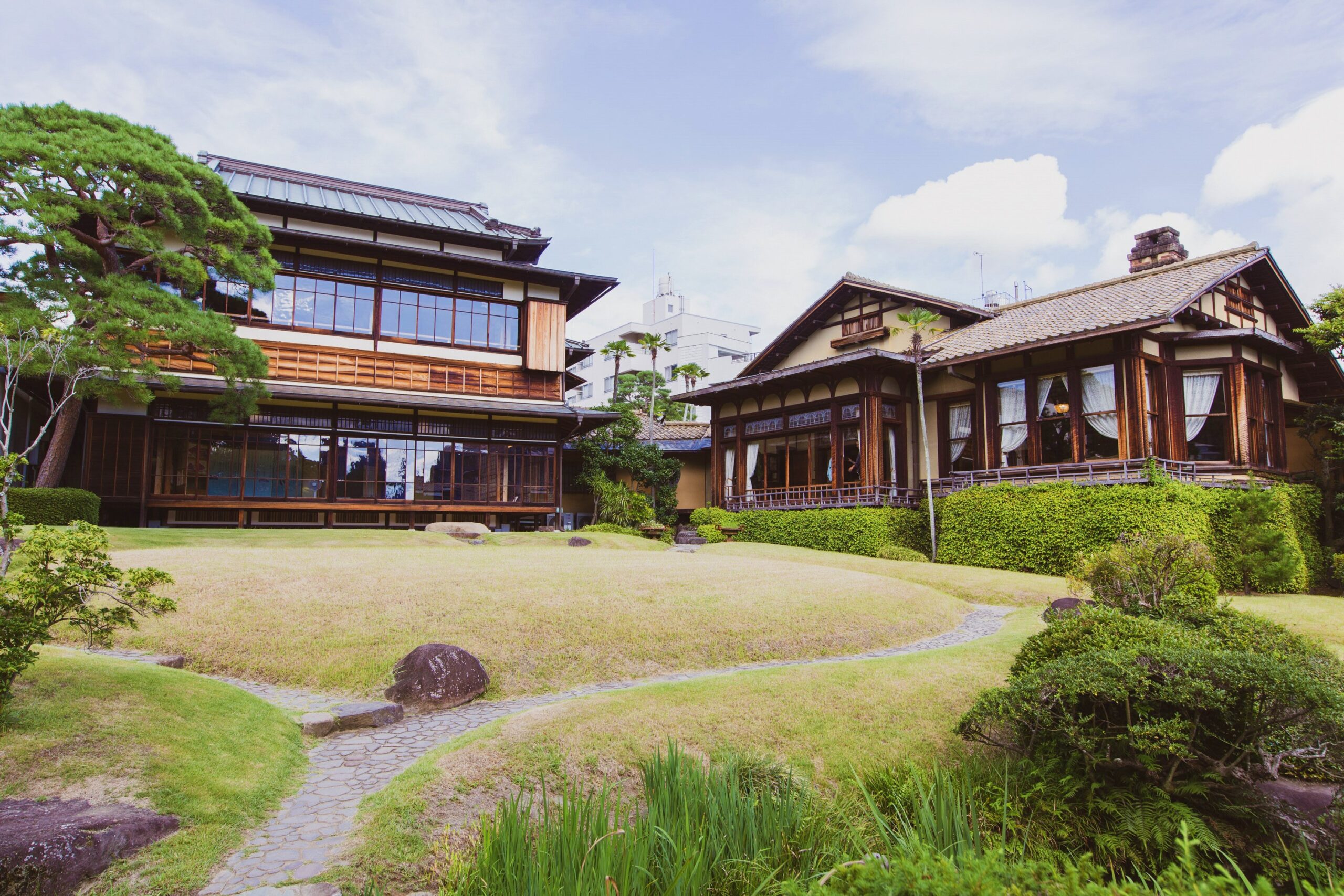 起雲閣（旧内田信也及び根津嘉一郎別邸）