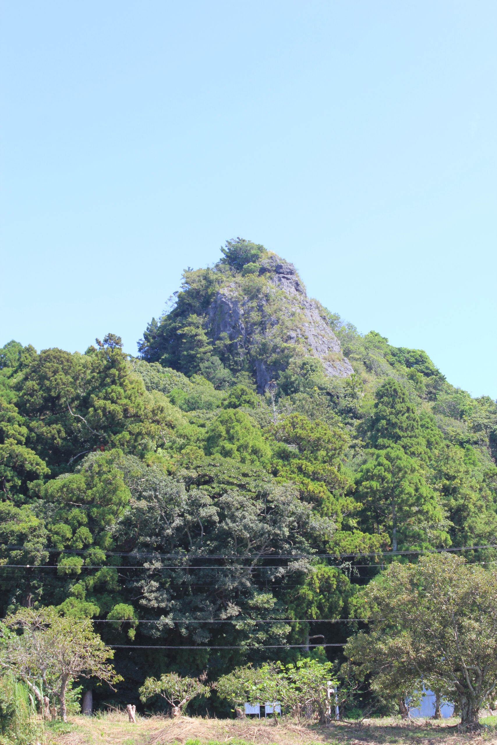 天神山男神石灰岩